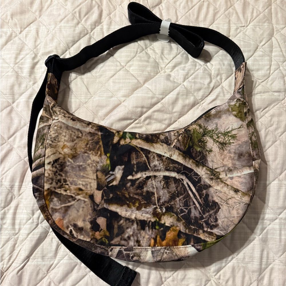 Photo Forest Medium Crescent